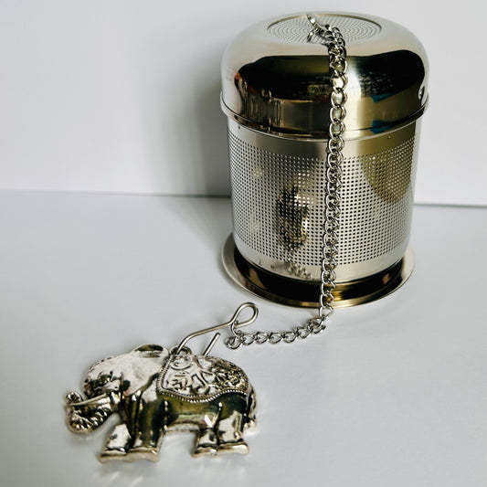 Animal elephant loose leaf tea steeper from Makai Tea Company