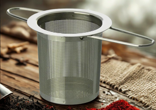 Large foldable loose leaf tea steeper from Makai Tea Company